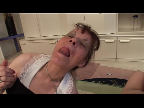 ❤️ Dua nenek dan seorang datuk bertiga Video seks pada kami ms.porn33.top ❌️❤