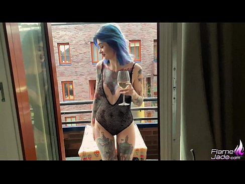 ❤️ Gadis Luar Biasa Menghisap dengan Tegukan dan Bersetubuh Dengan Ghairah Di Bawah Langit Terbuka Video seks pada kami ms.porn33.top ❌️❤